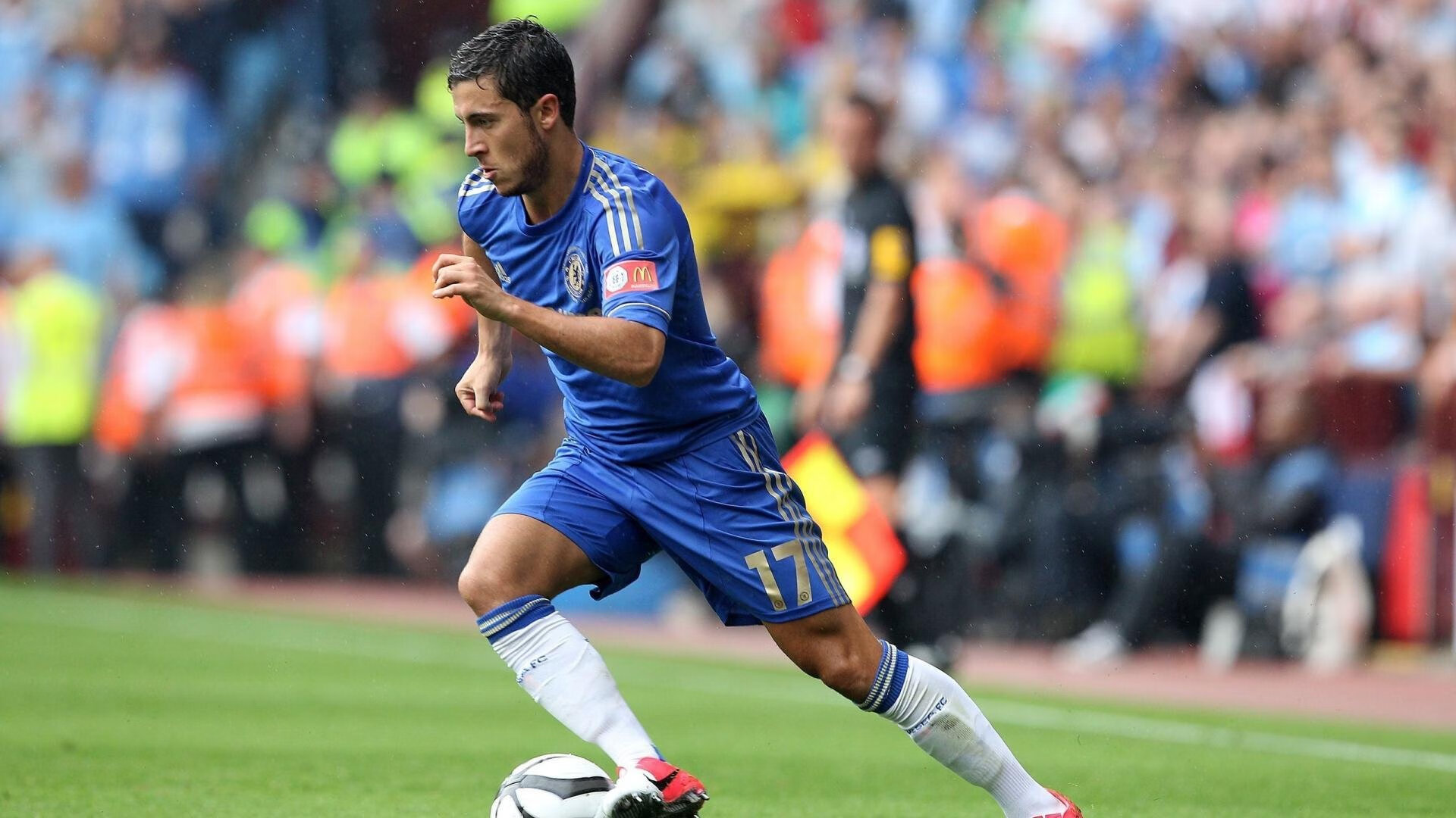 开云全站-上海海港能否中超三连冠？北京国安变成保级裁决官，上海海港vs国安